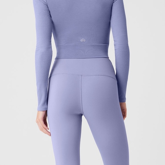 Alo Yoga 7/8 Length Airbrush Leggings | Lilac Purple Leggings | Size Small - Picture 2 of 4